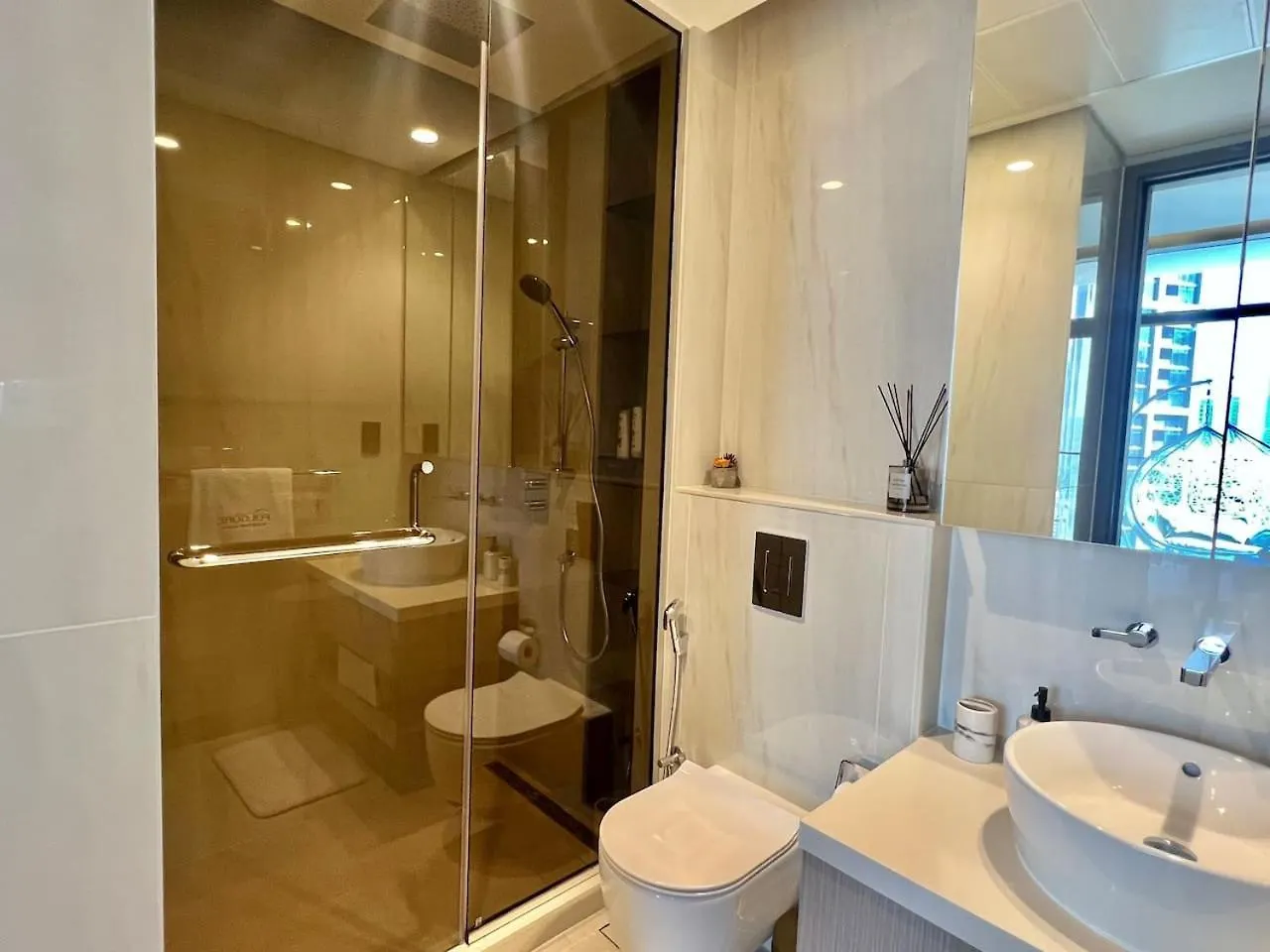 Burj Khalifa And Canal View With Ultra Luxury Dubai Apartment