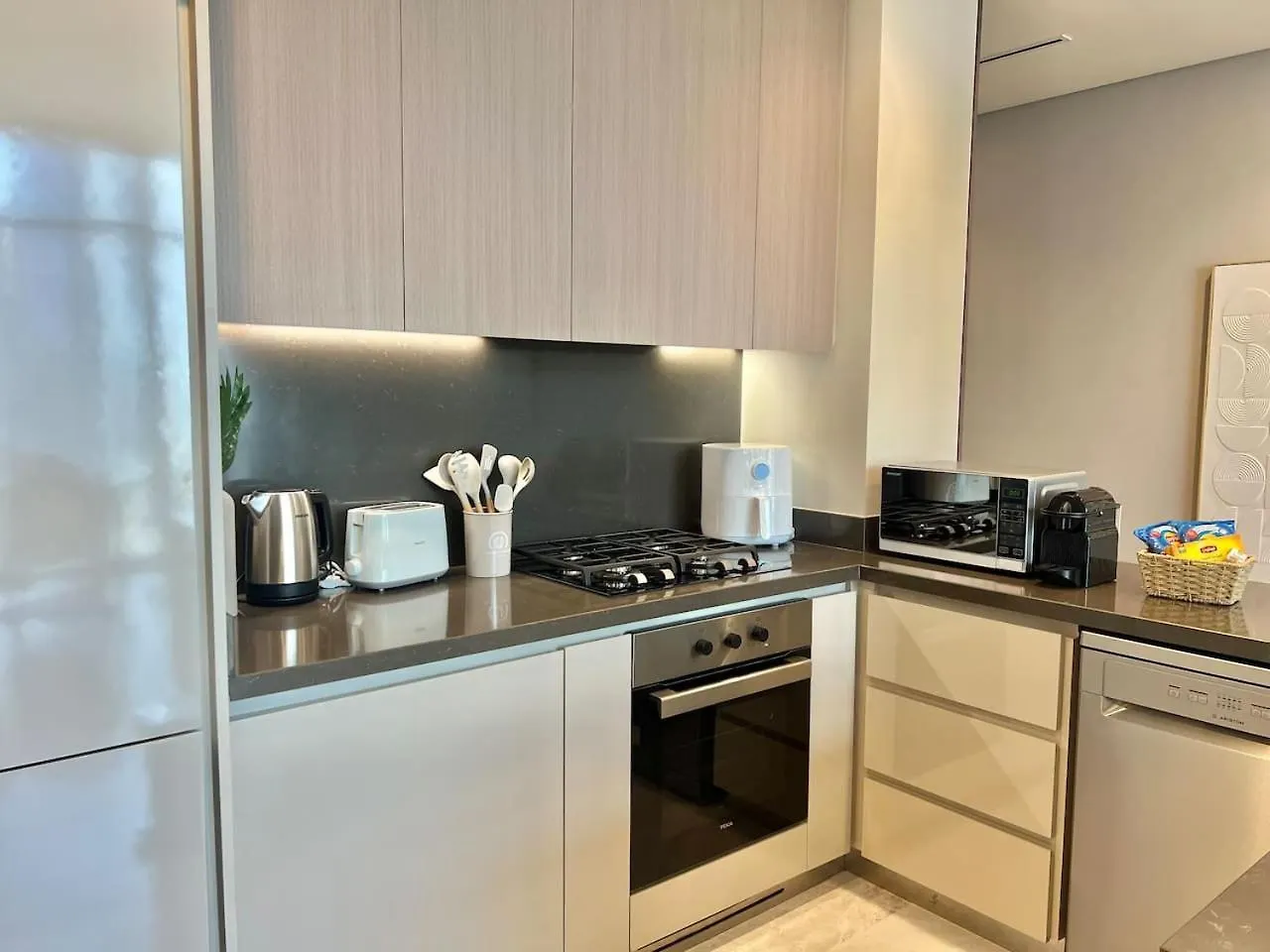 Burj Khalifa And Canal View With Ultra Luxury Dubai Apartment