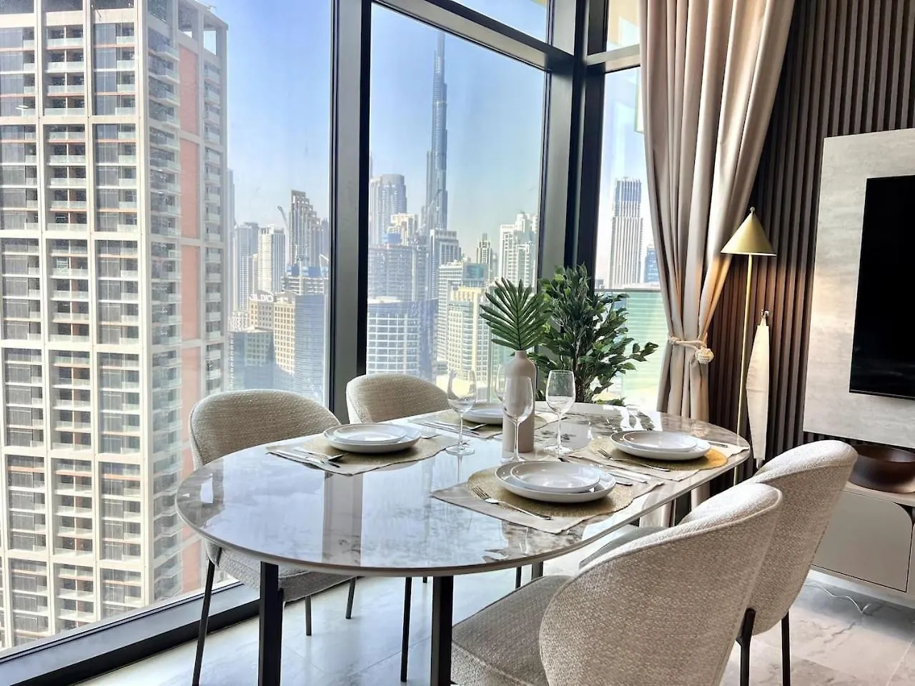 Apartment Burj Khalifa And Canal View With Ultra Luxury Dubai