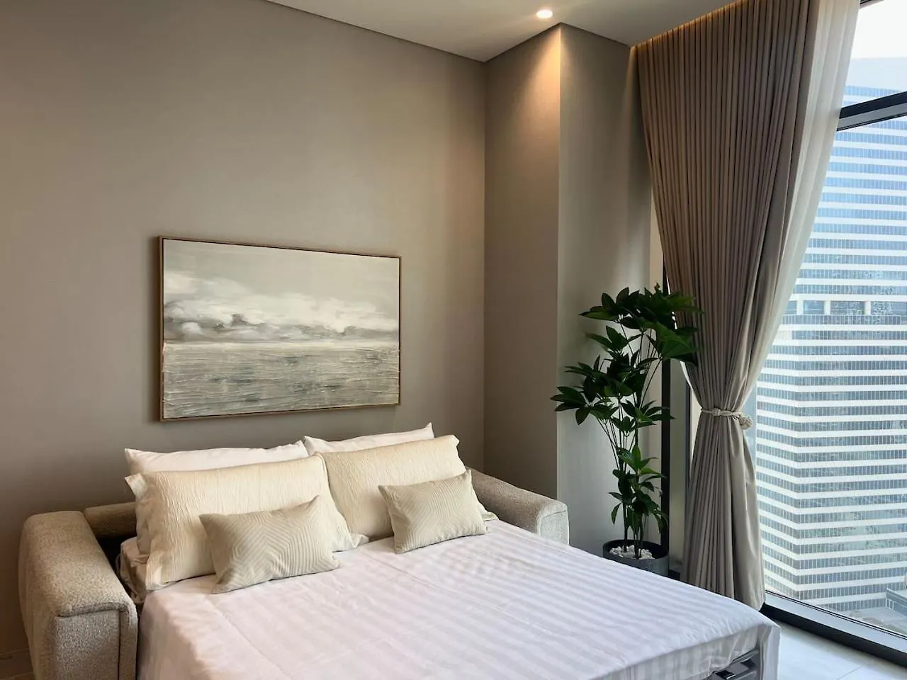 Apartment Burj Khalifa And Canal View With Ultra Luxury Dubai United Arab Emirates